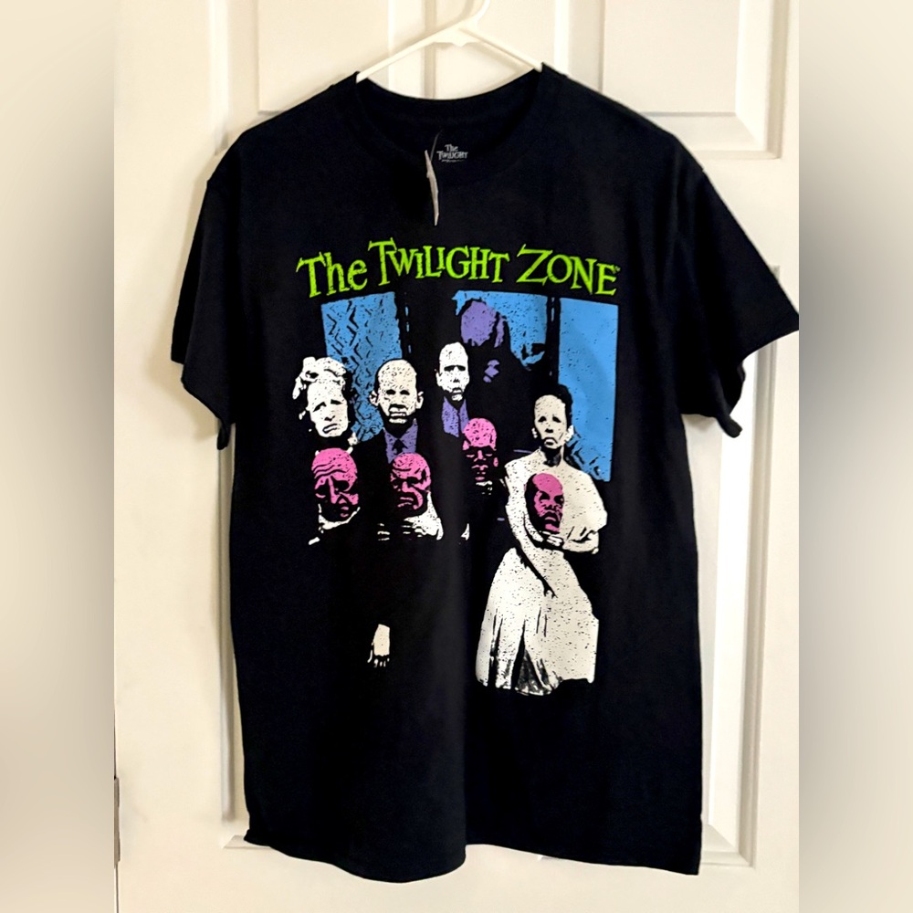 The Twilight Zone Black Graphic T-Shirt, Men's Medium NWT